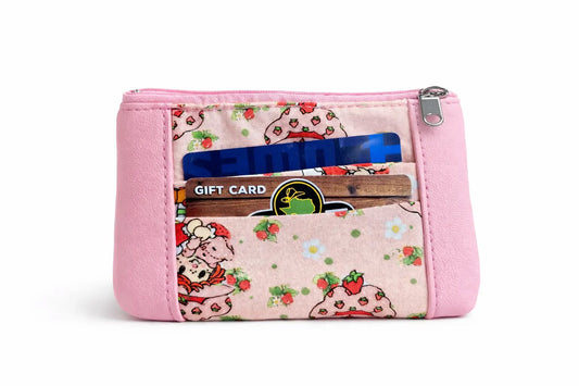 Originial 1978 Drawing Strawberry Girl Collab with Creator Muriel J. Fahrion Zip-Up Cardholder