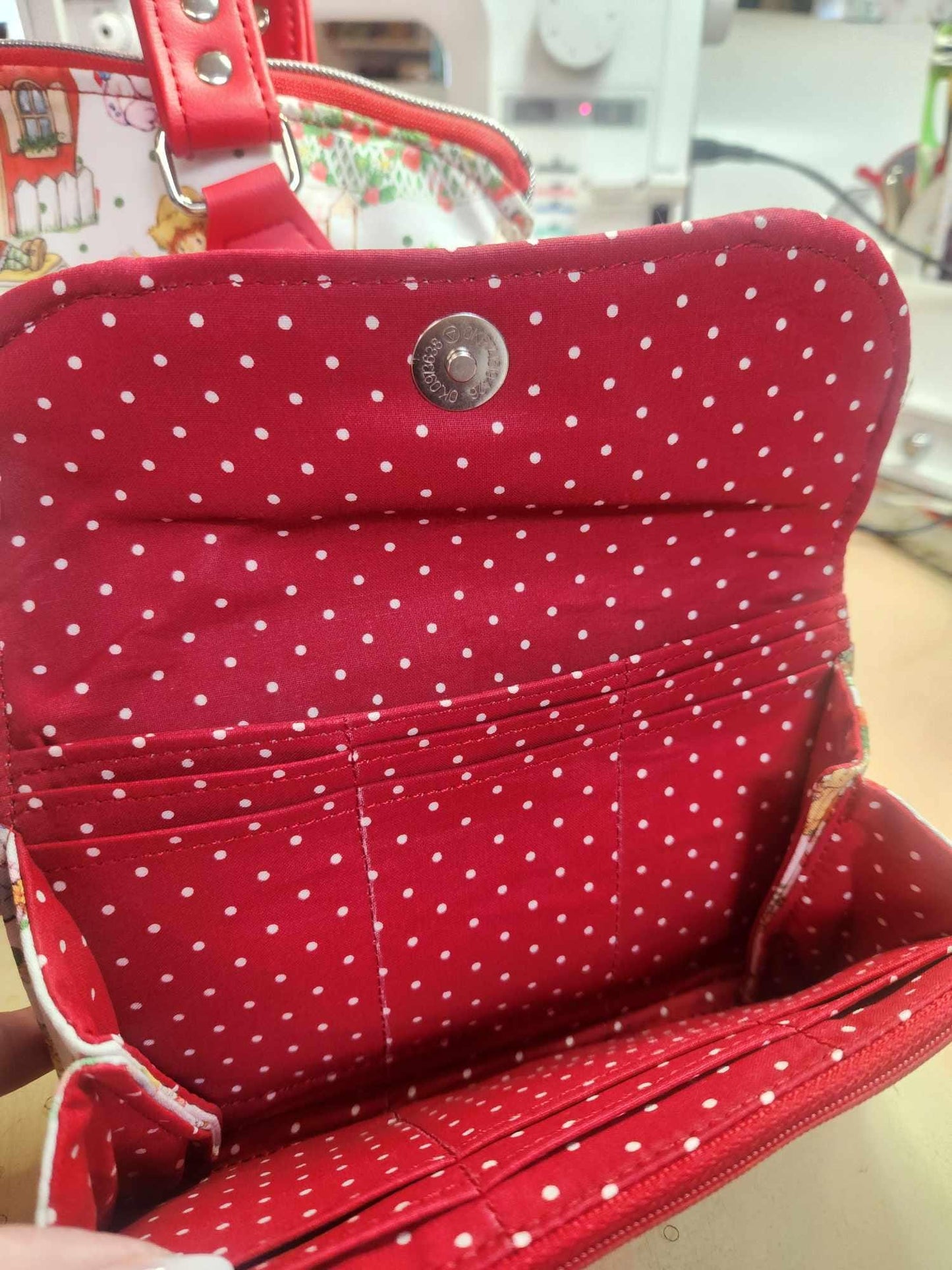 Strawberry Girl and Friends Accordion Wallet