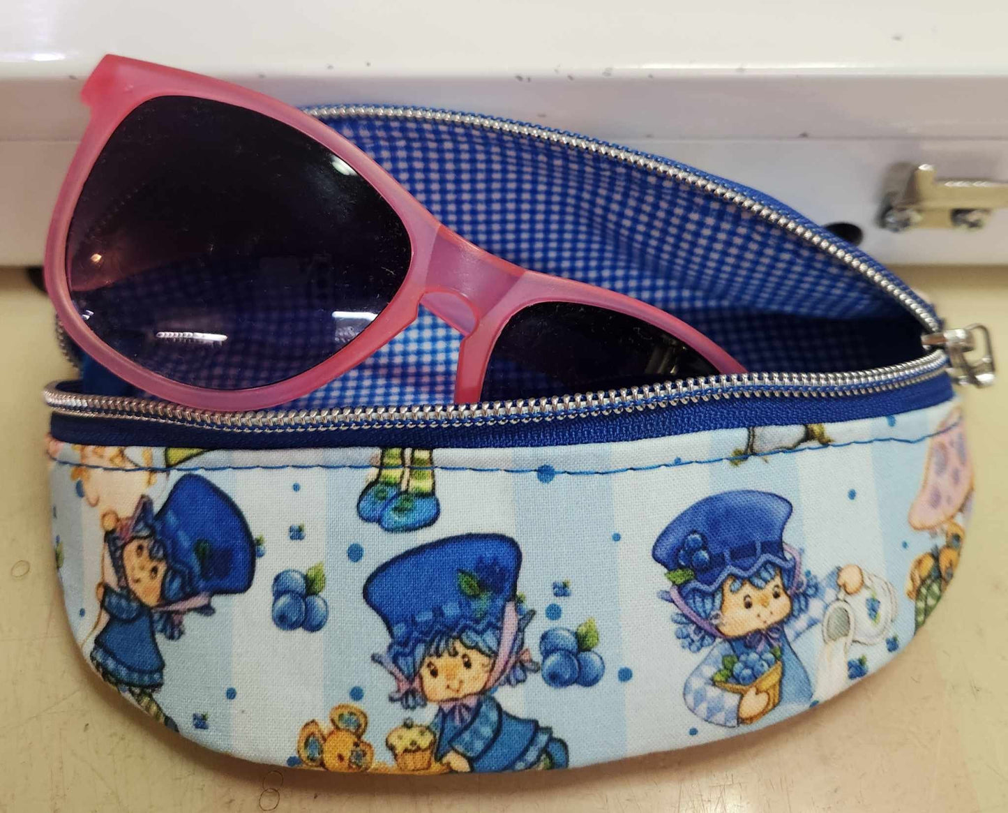 80's Blueberry Girl Zippered Sunglasses Glasses Case