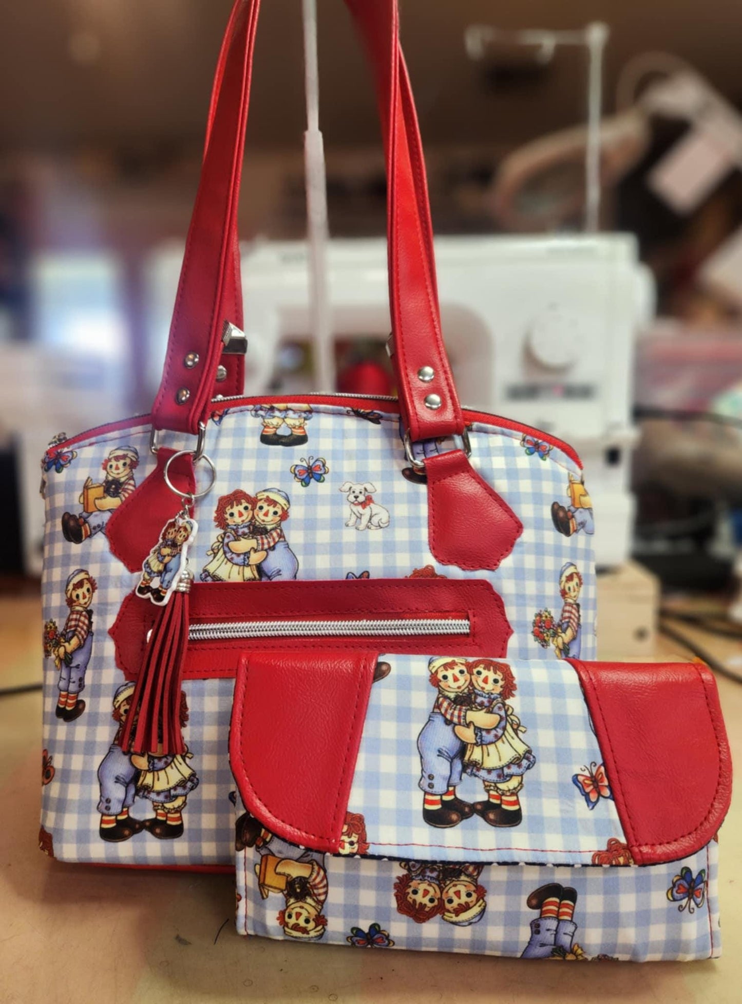 Raggedy Ann & Andy Domed Handbag