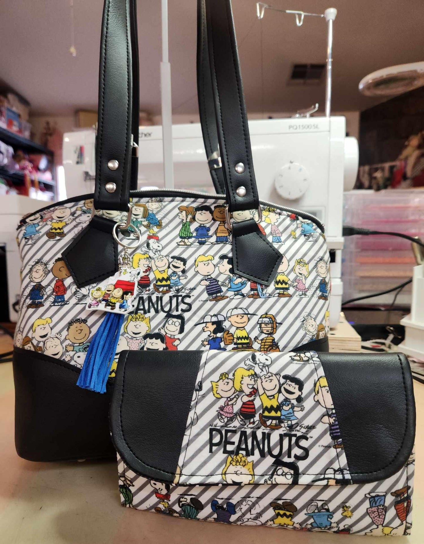 Peanuts Domed Handbag