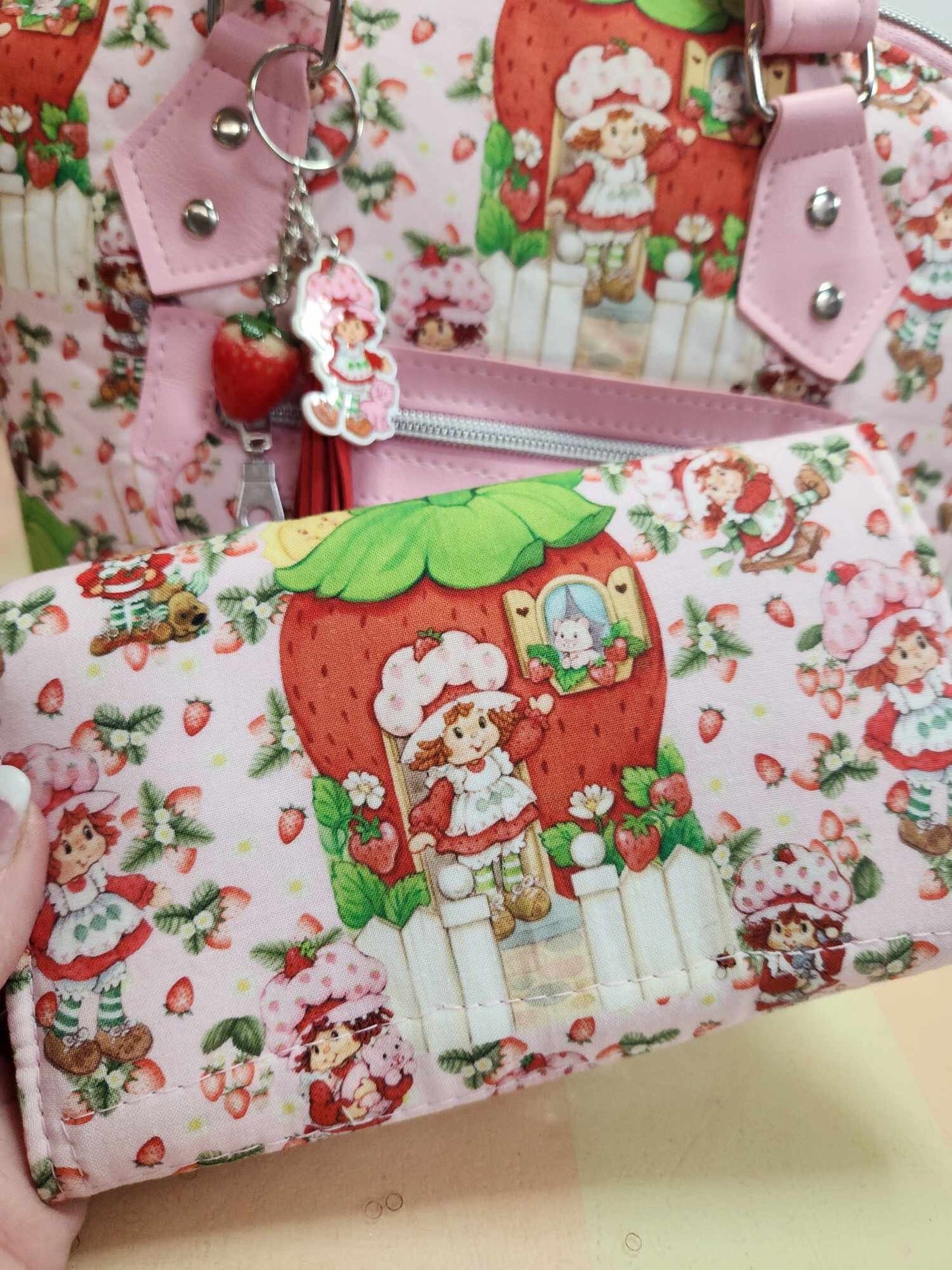Strawberry Girl Accordion Wallet