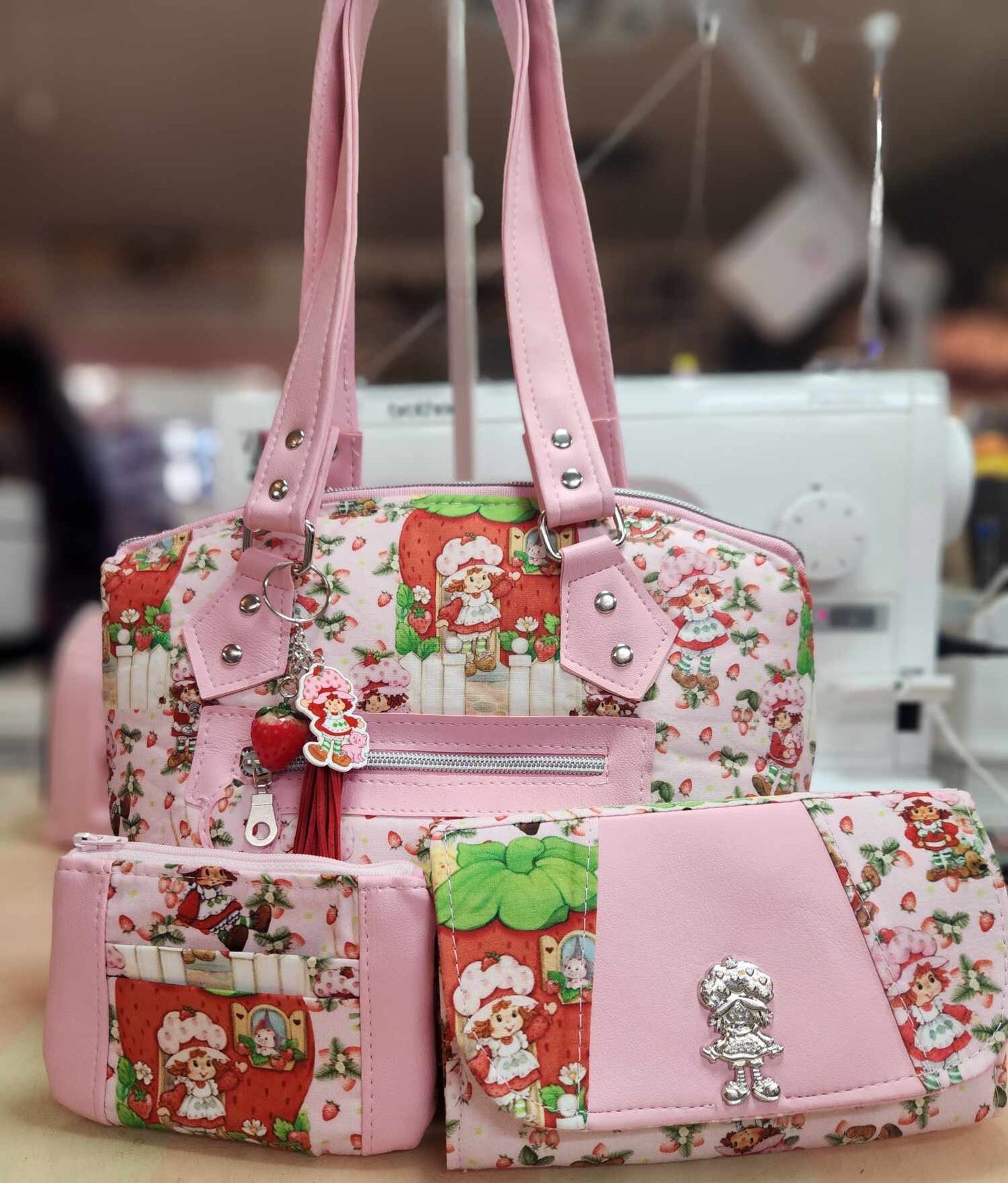 Strawberry Girl Accordion Wallet