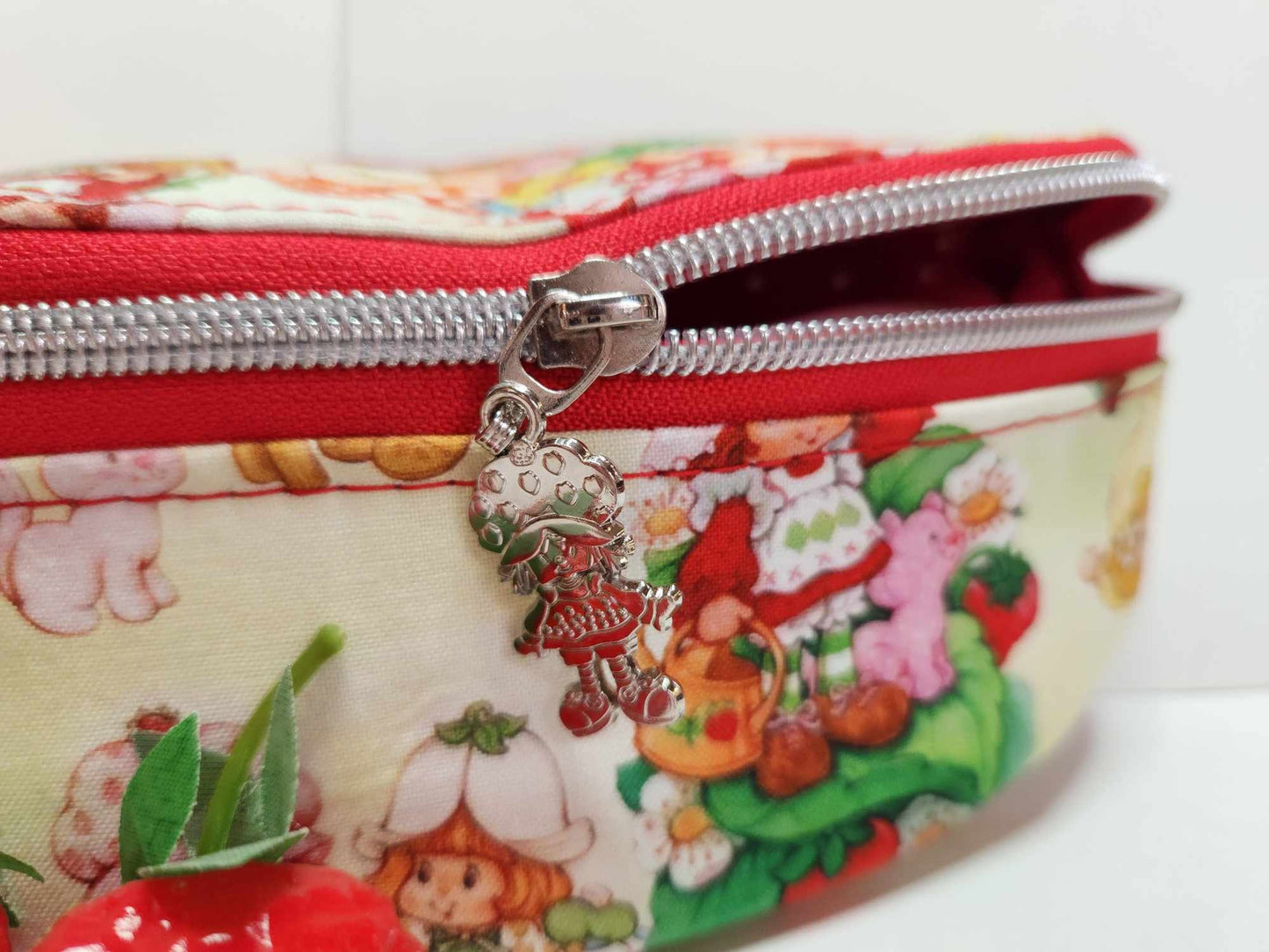 80's Strawberry Friends Zippered Sunglasses Glasses Case
