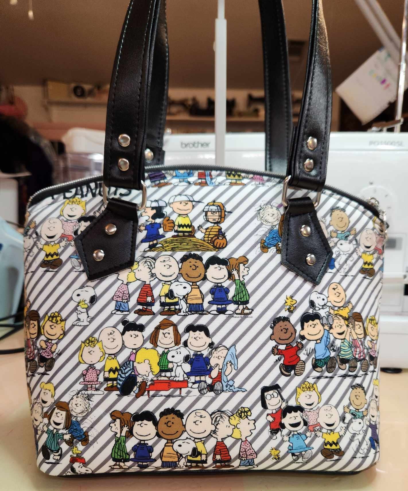 Peanuts Gang Domed Handbag