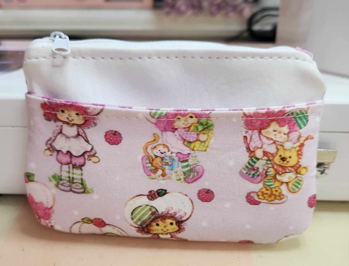 80's Raspberry Girl Zip-Up Cardholder