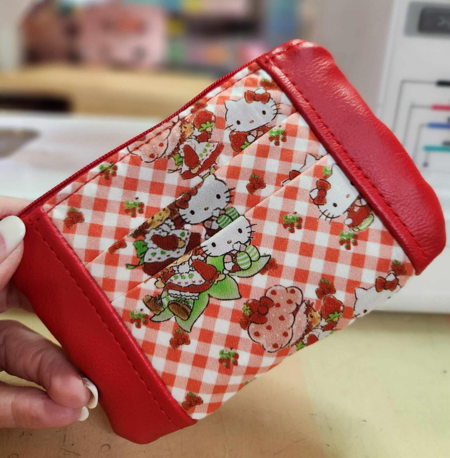 80's Strawberry Girl & Kitty Zip-Up Cardholder