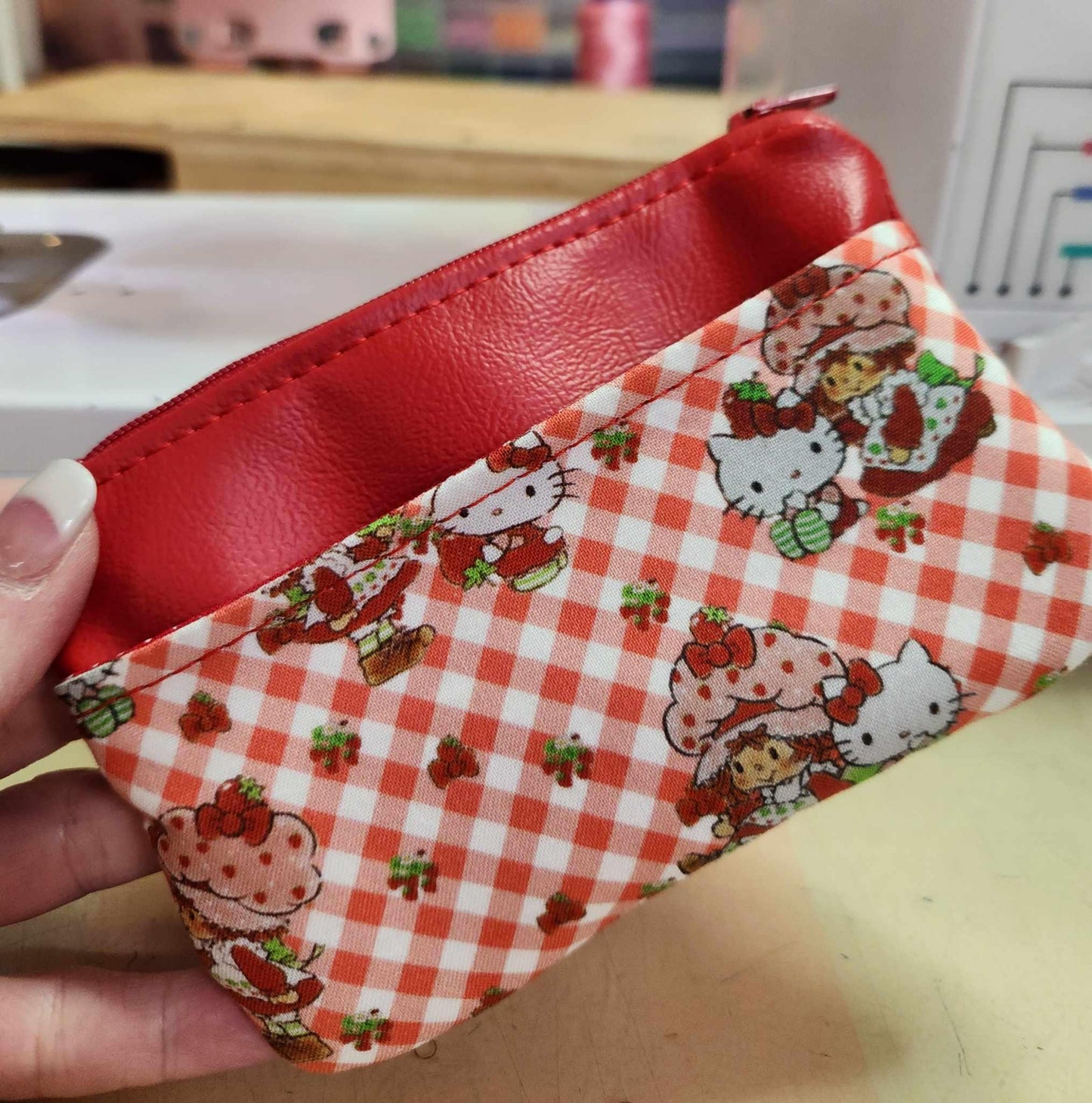 80's Strawberry Girl & Kitty Zip-Up Cardholder