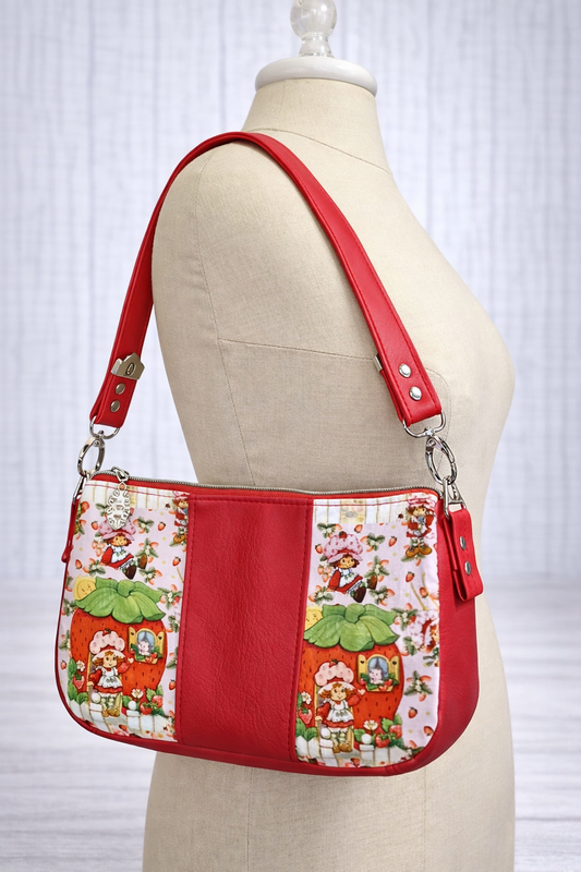 READY TO SHIP! 80's Strawberry Girl Baguette Shoulder Bag