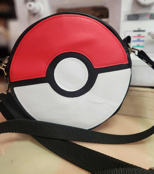 Pocket Monsters Gotta Catch Em All Circle Crossbody Bag