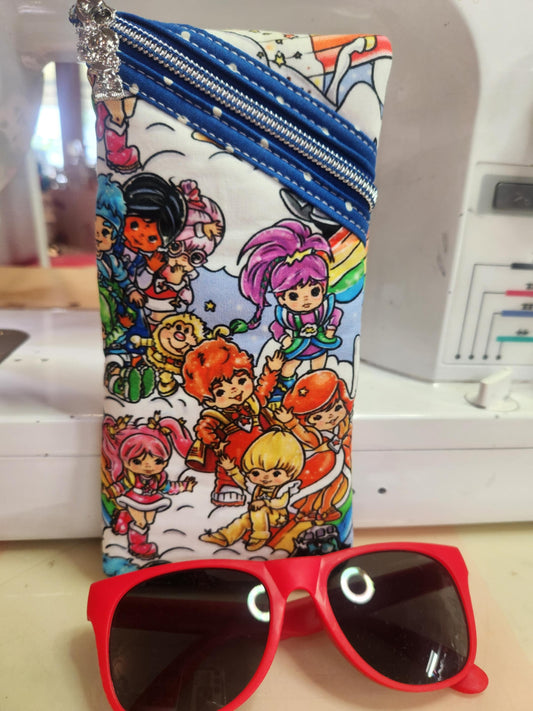 80's Rainbow Friends Diagonal Zippered Pouch for E-Readers, Tablets, iPads, Sunglasses (Copy)