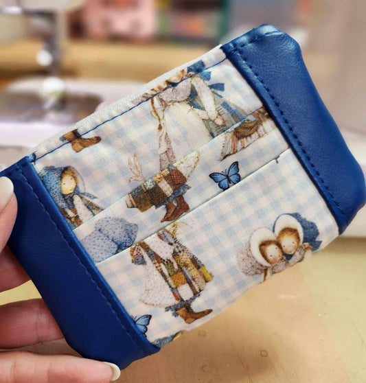 Holly Hobbie Zip-Up Cardholder