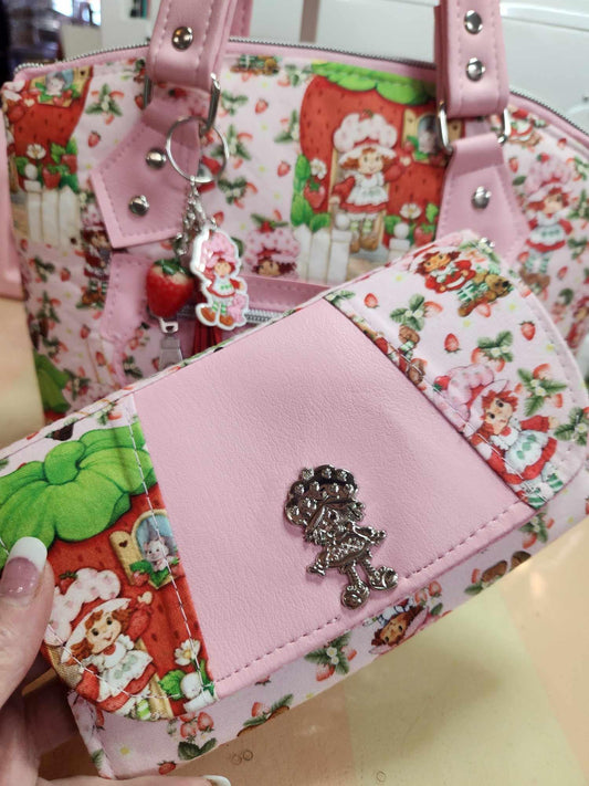 Strawberry Girl Accordion Wallet
