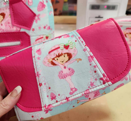 Strawberry Girl G3 Accordion Wallet