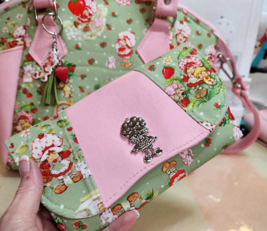 Strawberry Girl & Friends Accordion Wallet