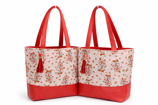 Originial 1978 Drawing Strawberry Girl Collab with Creator Muriel J. Fahrion Simple Tote Bag