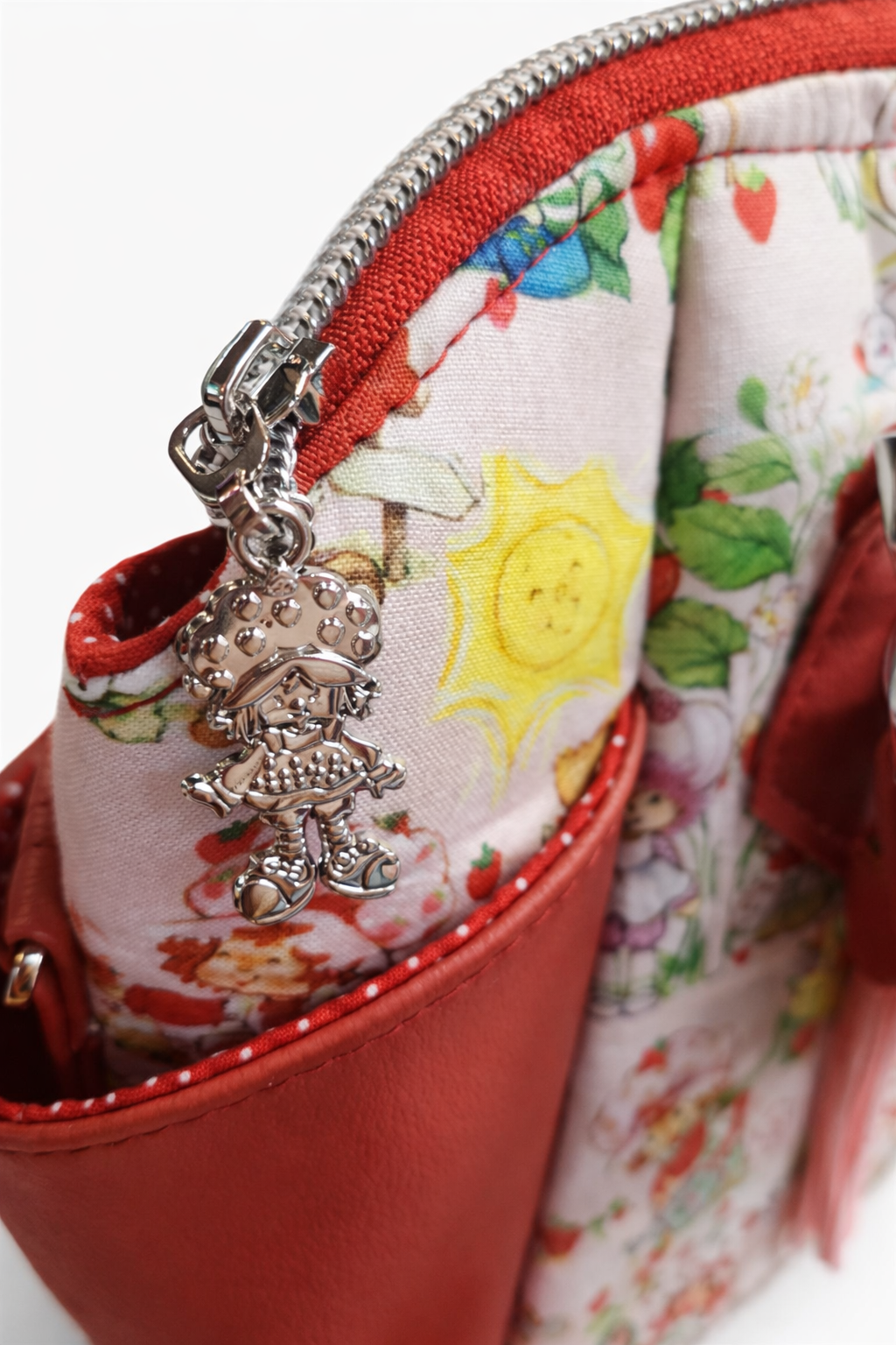 Scented Option! Strawberry Friends Shoulder Bag