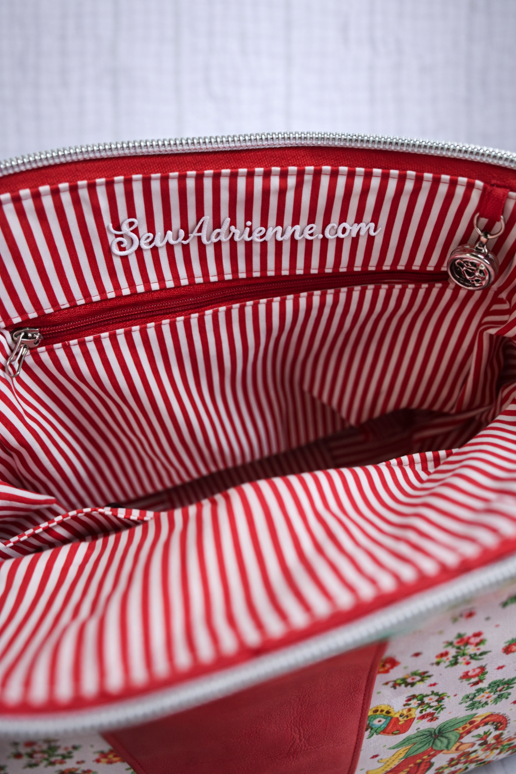 Scented Option! Christmas Strawberry Friends Large Handbag