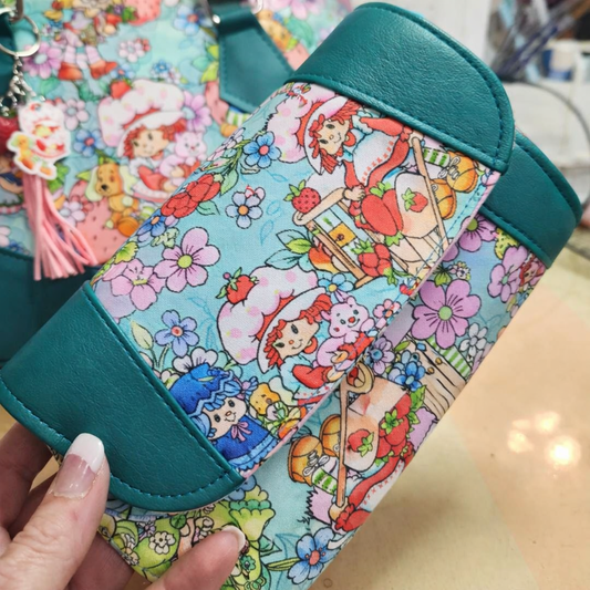 Strawberry Girl & Friends Accordion Wallet