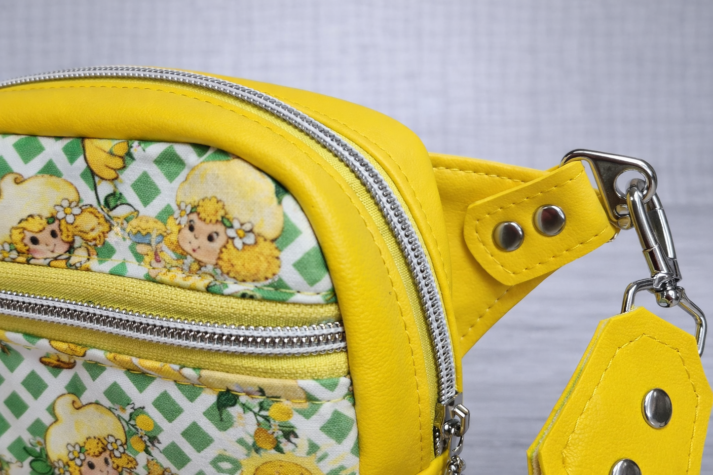 Scented Option! Lemon Friend, Small Sling, Fanny, Hip Pack