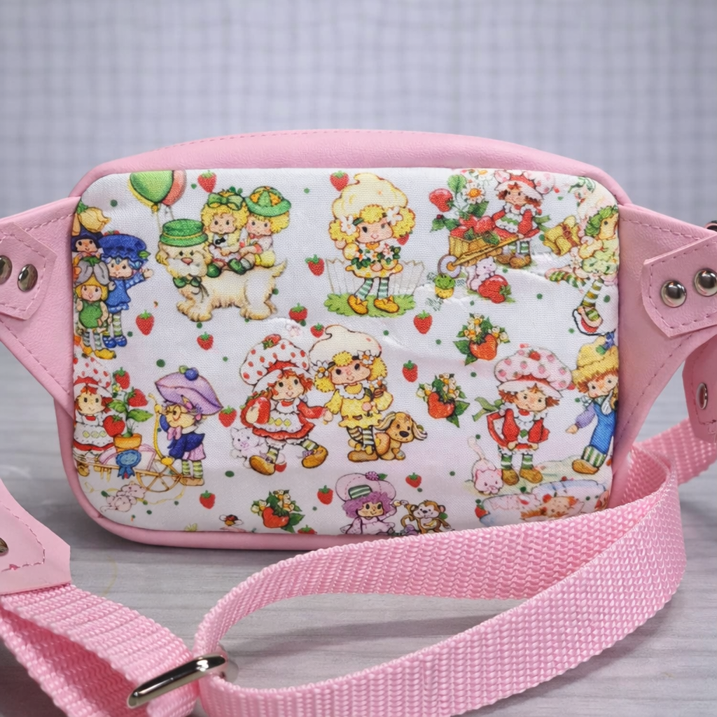 Scented Option! Strawberry Friends, Small Sling, Fanny, Hip Pack